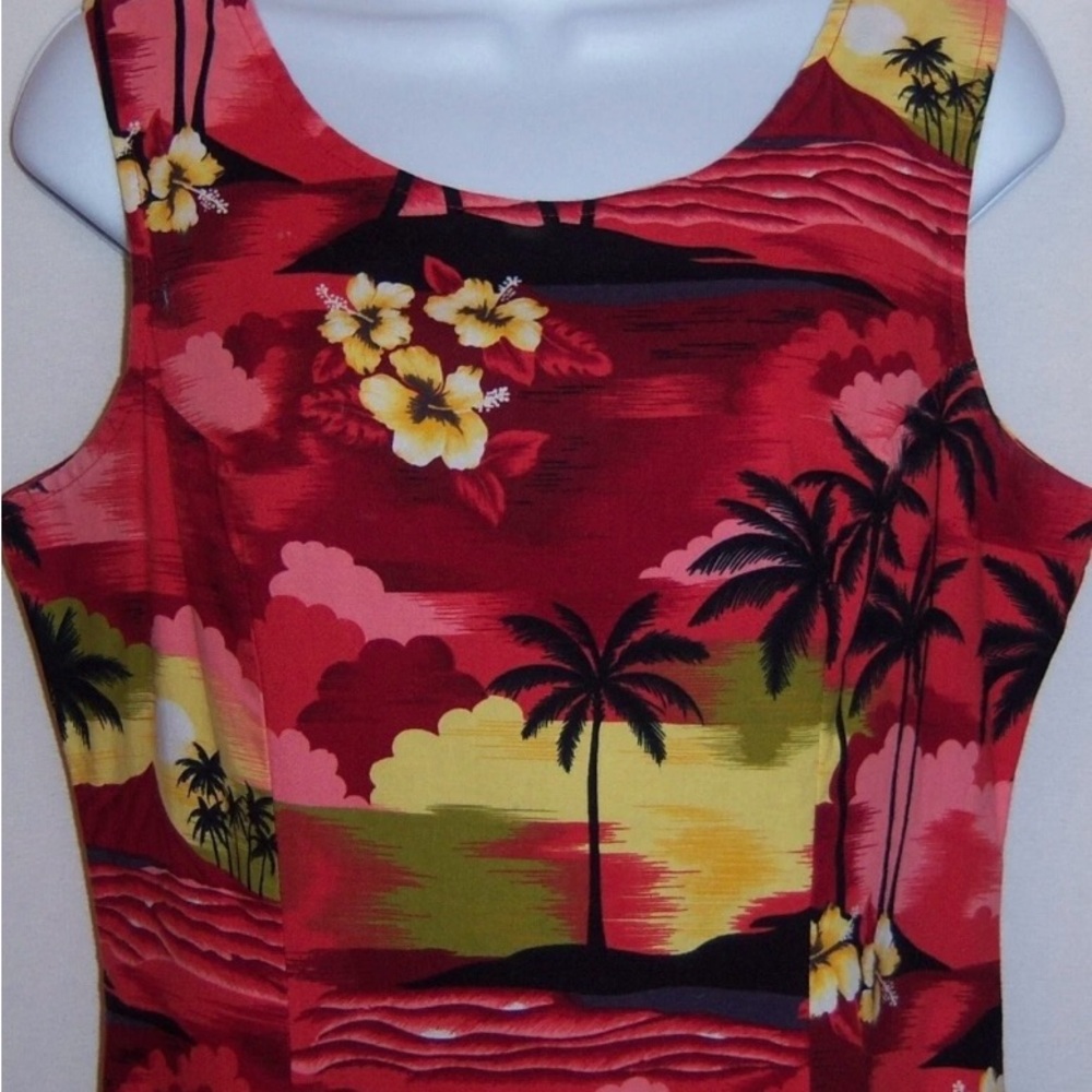 Hawaiian dress